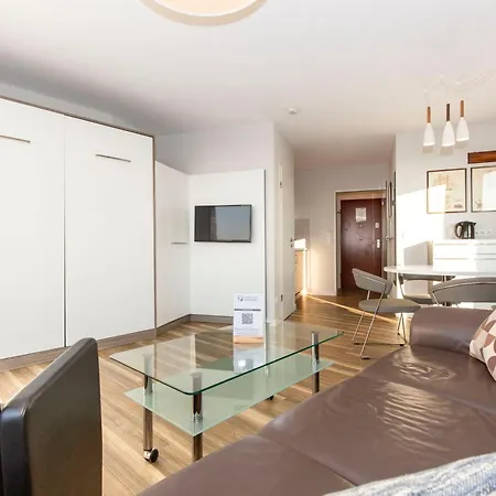 Lord Nelson 807 Apartment *