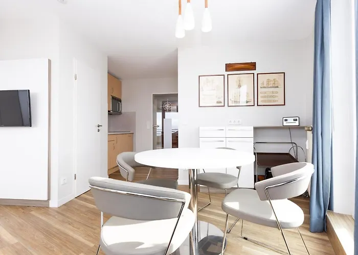 Lord Nelson 807 * Cuxhaven